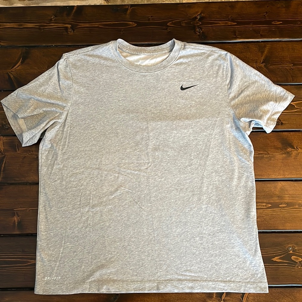 Nike Men’s Dri-Fit tee